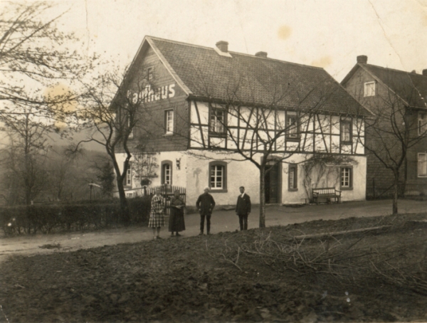 Familienporträt Kleinjohann um die Jahrhundertwende