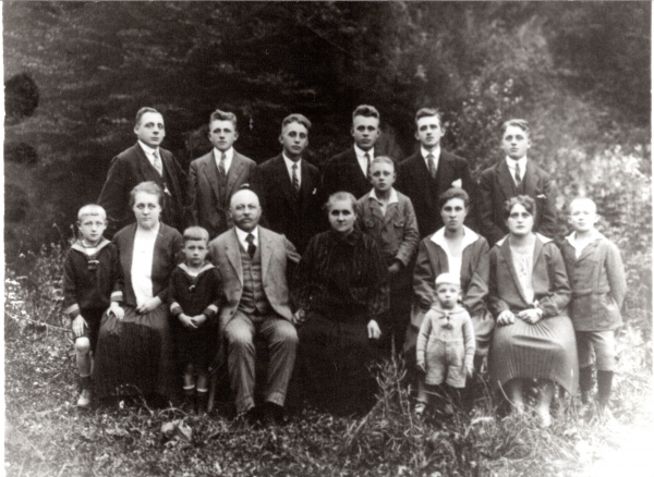 Fam. Anton Hundenborn ca. 1928