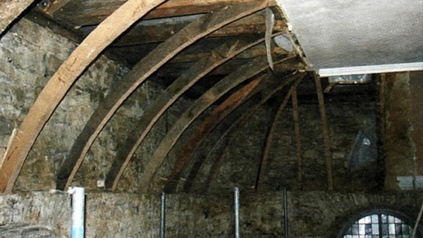 Sanierung evangelische Kirche Rosbach 2001